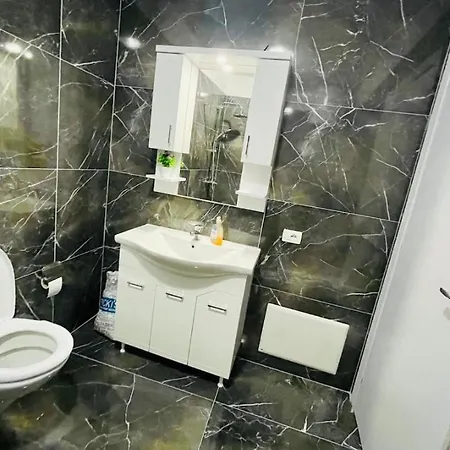 In Plazh Apartment